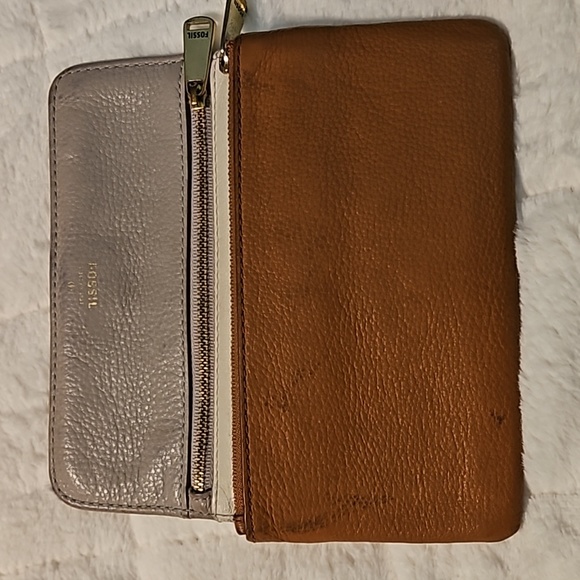 Fossil "Preston" Double Zip Leather Credit Card Wallet - Picture 3 of 5